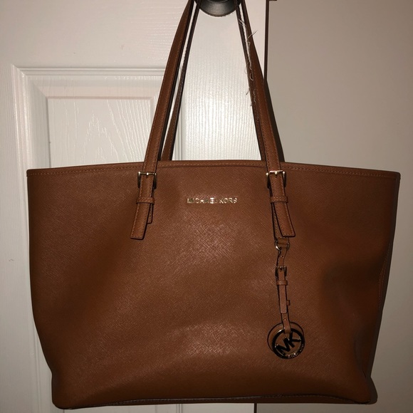 jet set travel saffiano leather tote